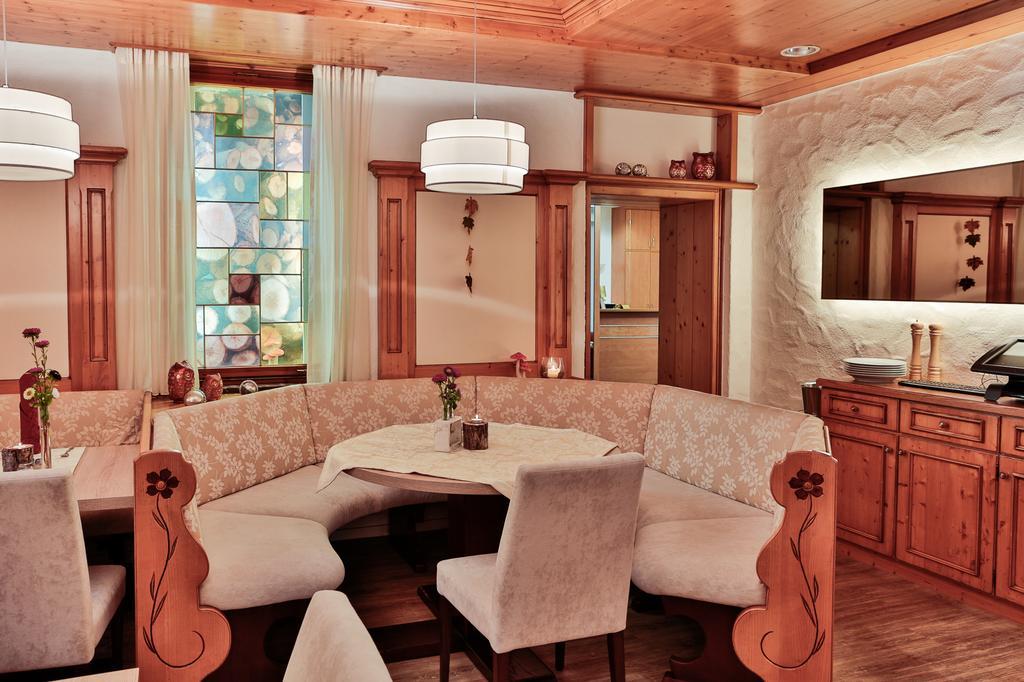 Hotel Zur Eisenbahn Renningen Zewnętrze zdjęcie
