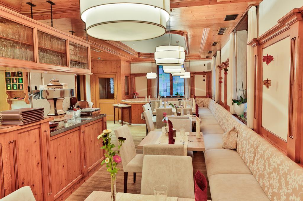 Hotel Zur Eisenbahn Renningen Zewnętrze zdjęcie