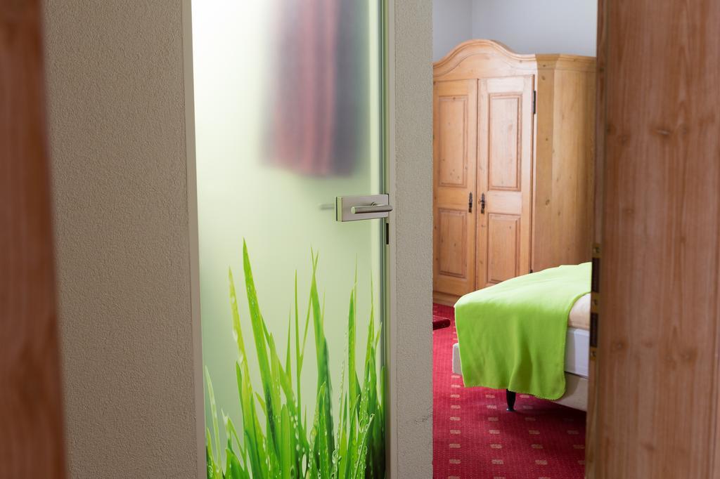 Hotel Zur Eisenbahn Renningen Zewnętrze zdjęcie