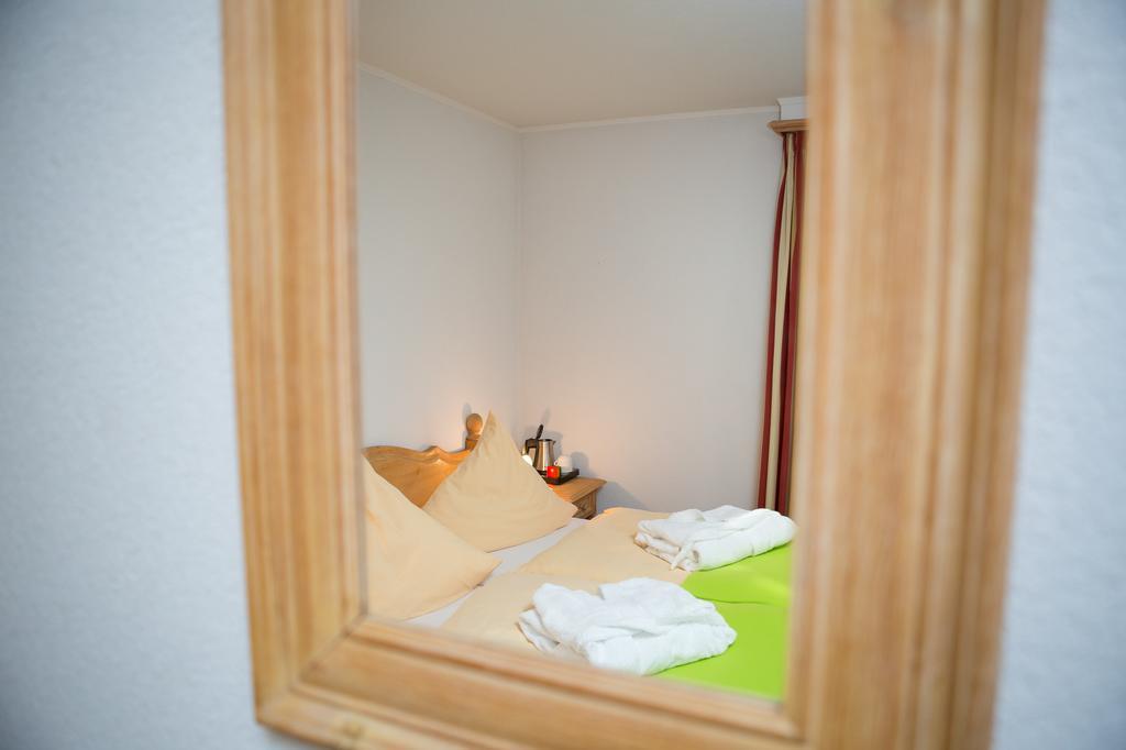 Hotel Zur Eisenbahn Renningen Zewnętrze zdjęcie