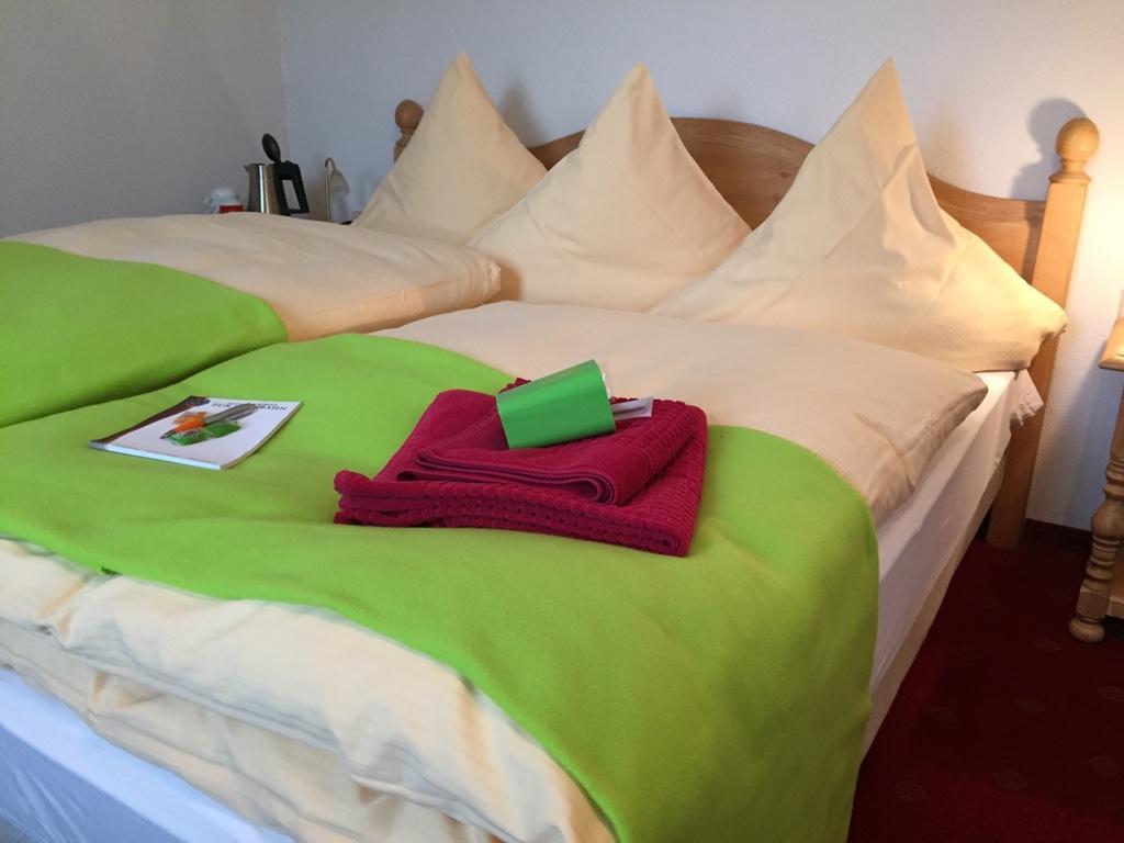 Hotel Zur Eisenbahn Renningen Zewnętrze zdjęcie
