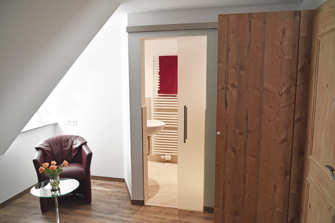 Hotel Zur Eisenbahn Renningen Zewnętrze zdjęcie